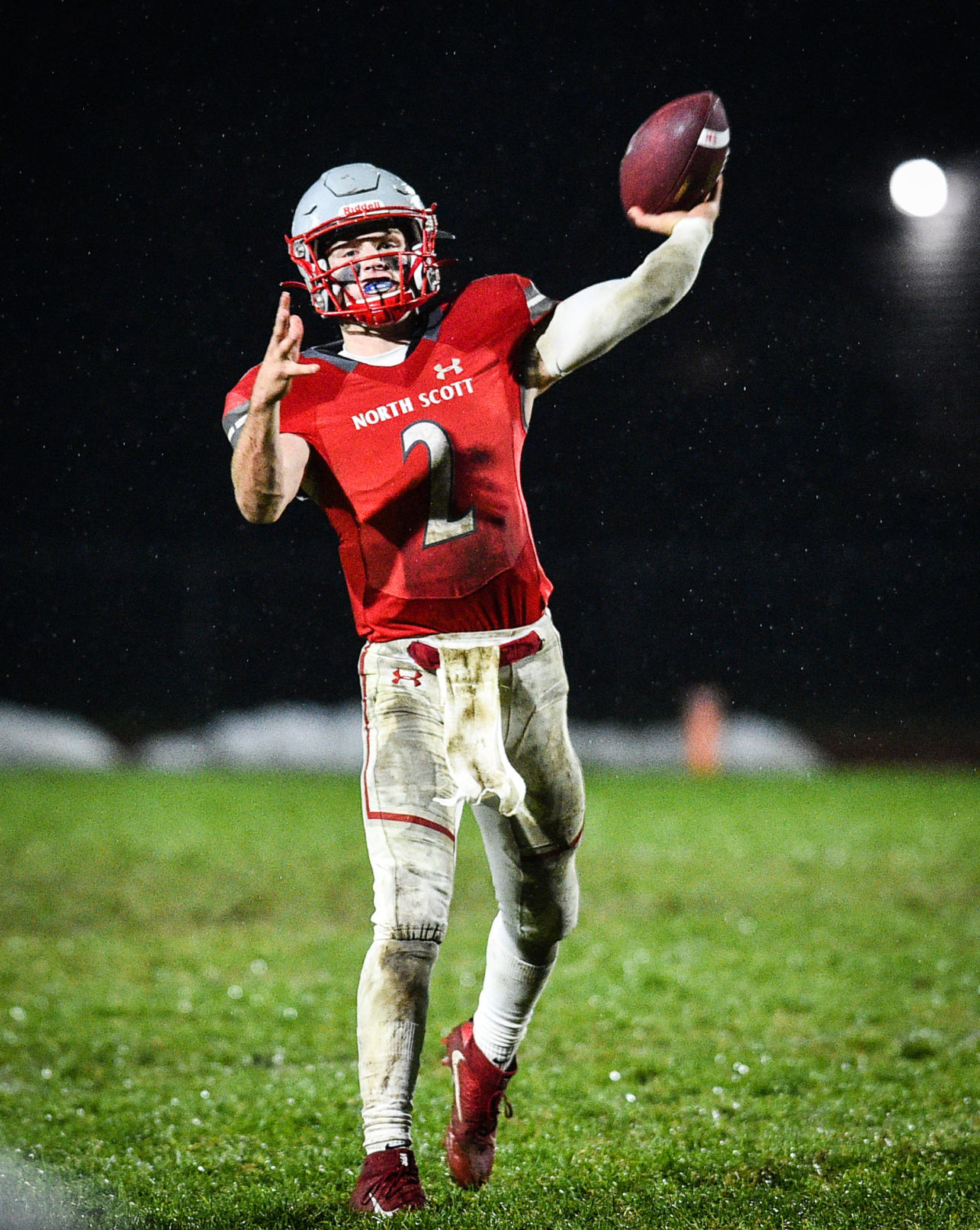 110119-qct-spt-ns-xavier-fball-044a.jpg